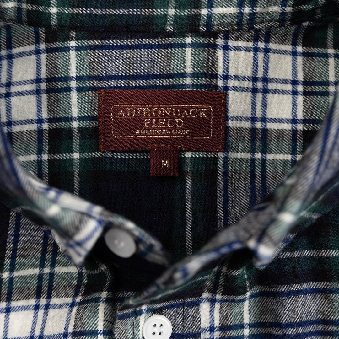Adirondack Field label inside plaid flannel collar, size M visible