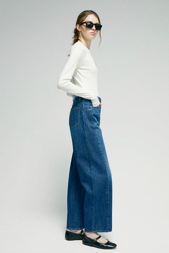 Blue denim ankle jeans, wide straight legs with mid-rise waistband