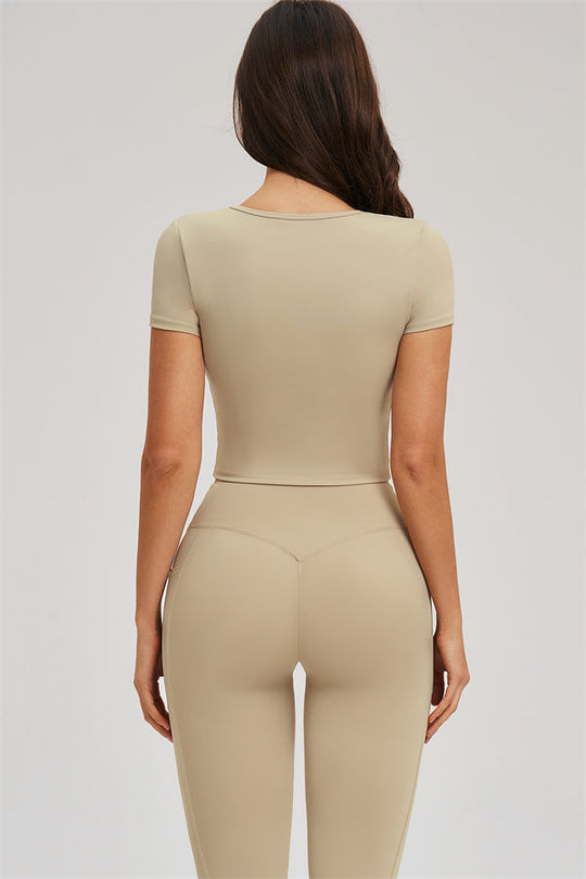 Almond leggings and crop T-shirt set, back view