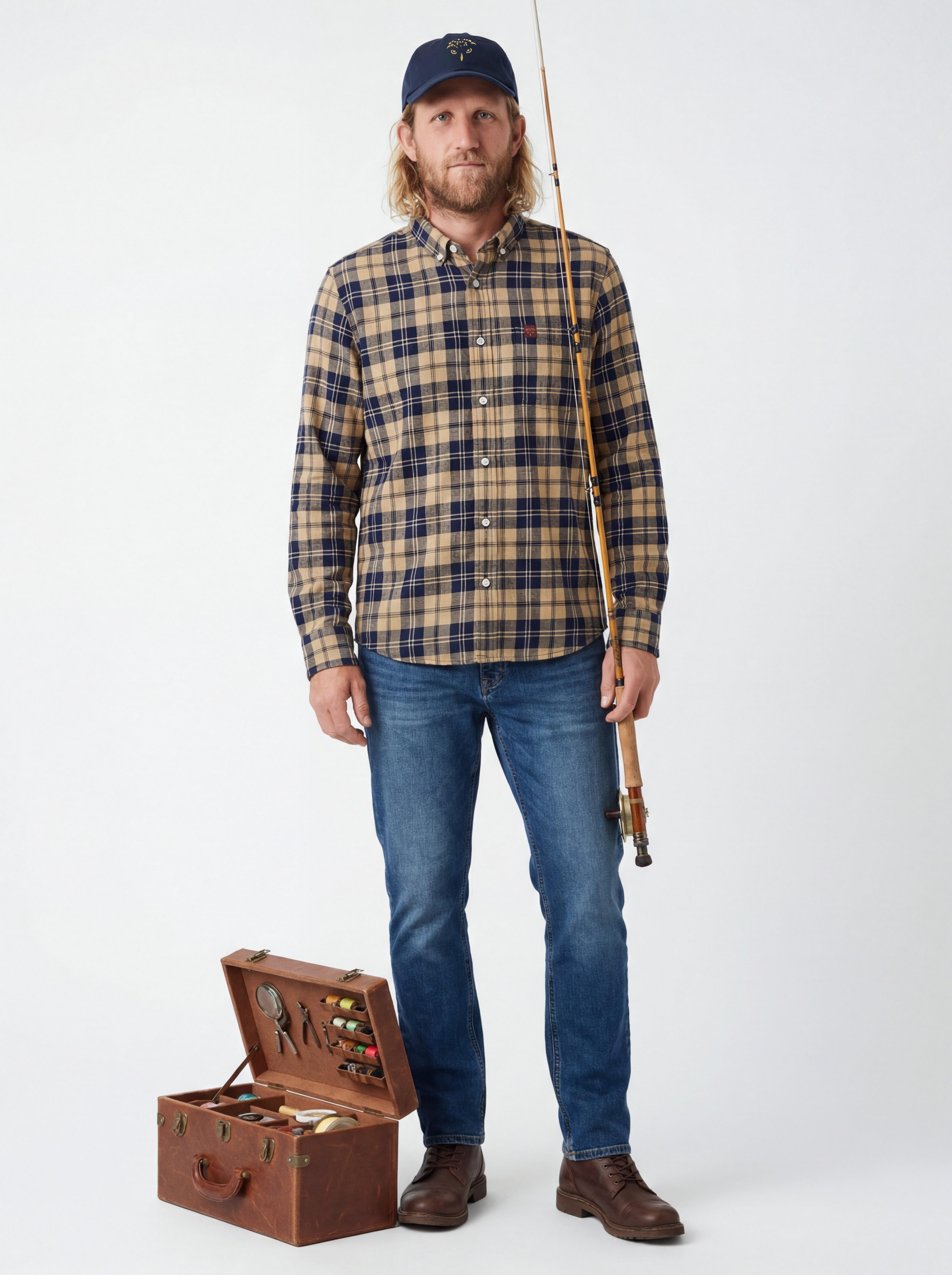 Chemise flanelle à carreaux bleu marine et beige, col boutonné et manches longues