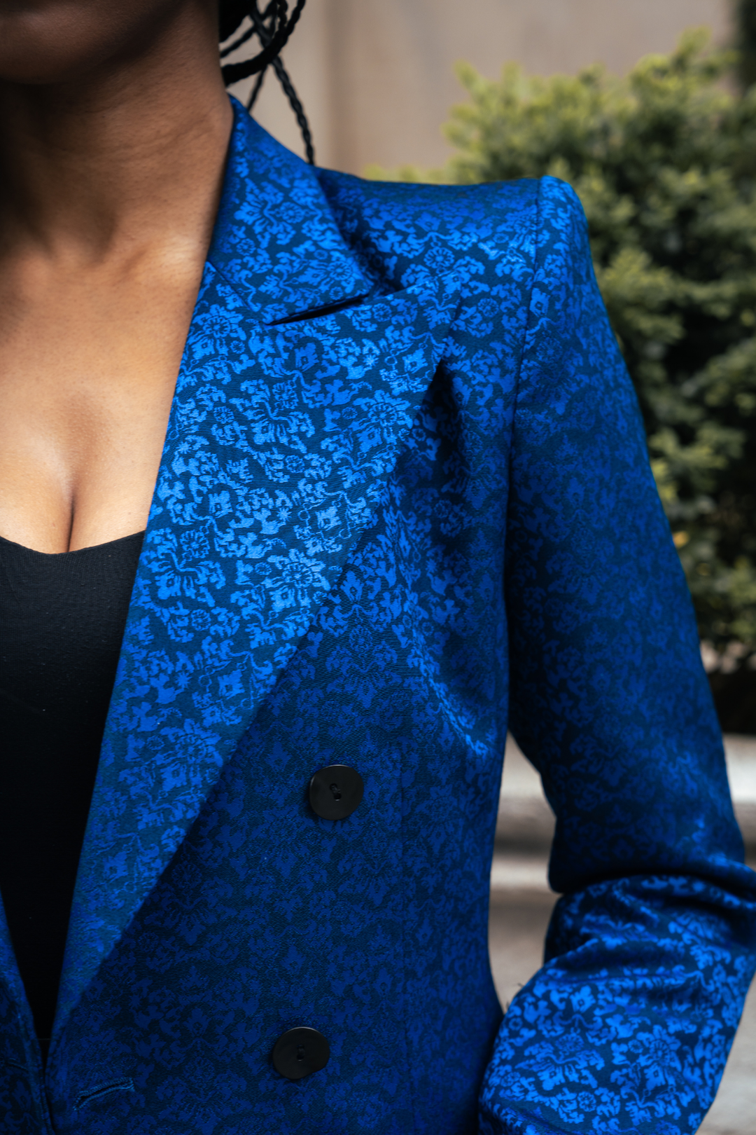 PREMIER blazer blue patterned, shawl collar and black button front