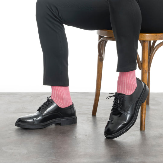 Men’s bamboo dress &amp; trouser socks in pink with subtle striped knit