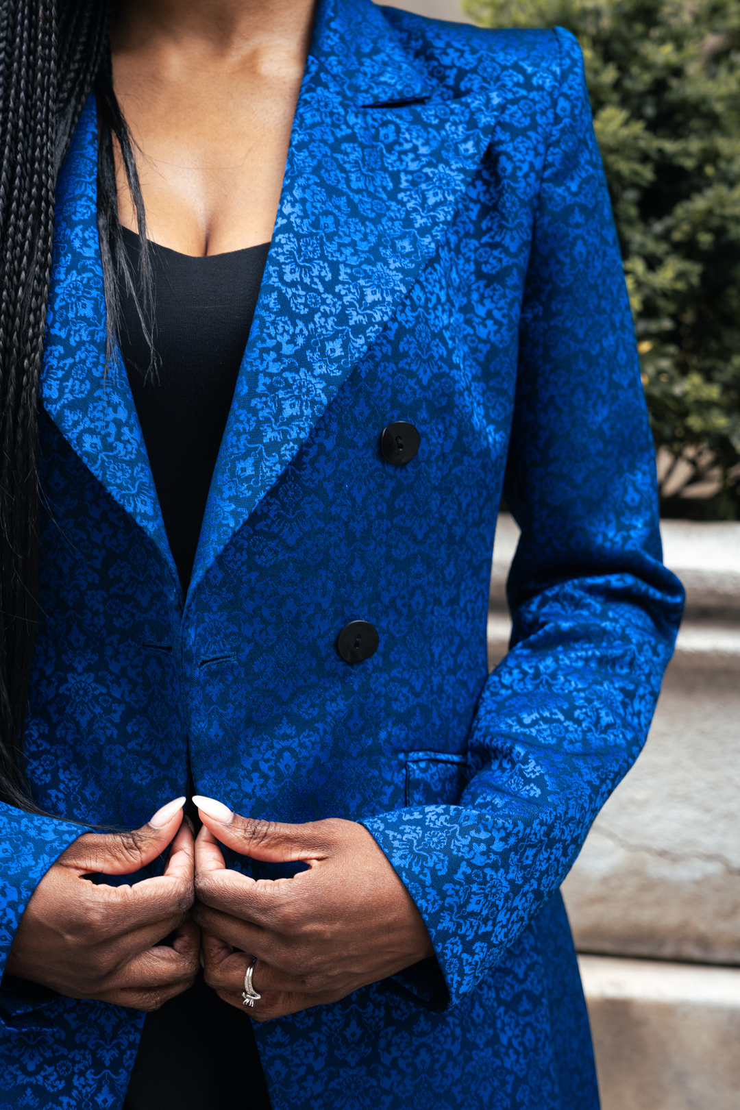 PREMIER blazer blue patterned with shawl lapels and double-breasted black buttons
