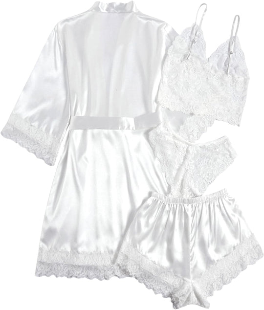 Weiße Satin-Schlafgarnitur mit Spitzen-Cami und Shorts, dazu Bademantel
