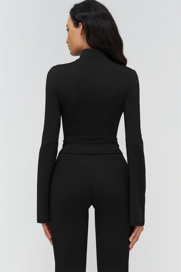 BoldFit Jacke und Flared Leggings, schwarz, Rückansicht mit hohem Kragen und glattem Bund