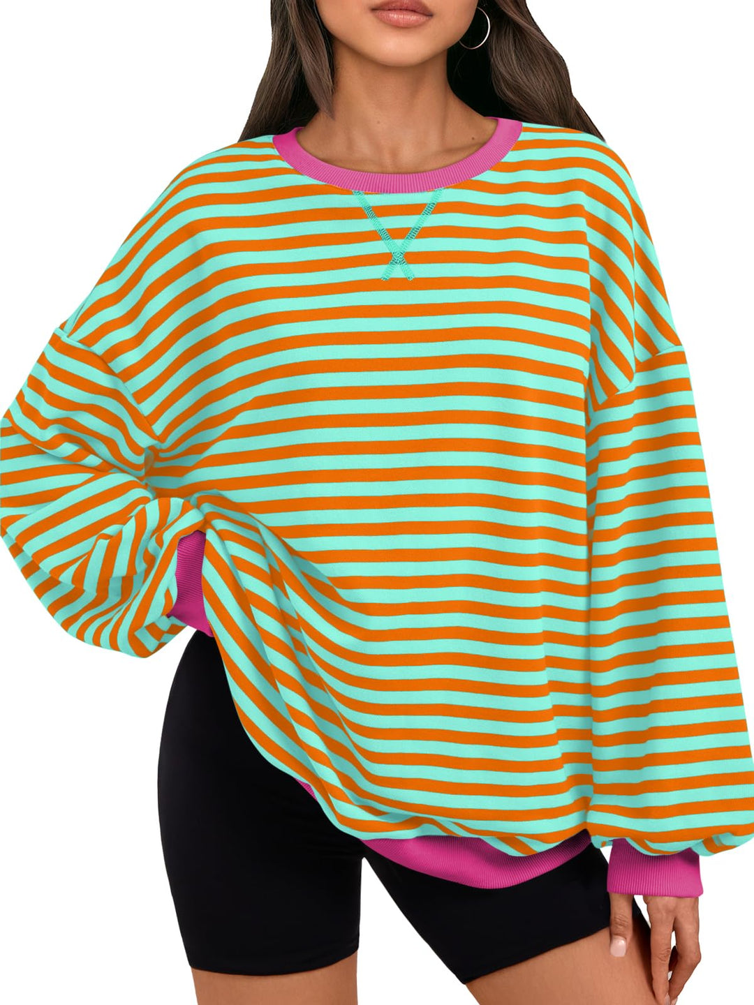 Oversize gestreifter Crewneck in Türkis/Orange mit pinkem Rundbund und Bündchen