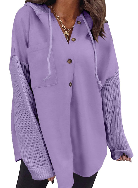 Oversized button hoodie with hood and front pocket, light purple/lilac color