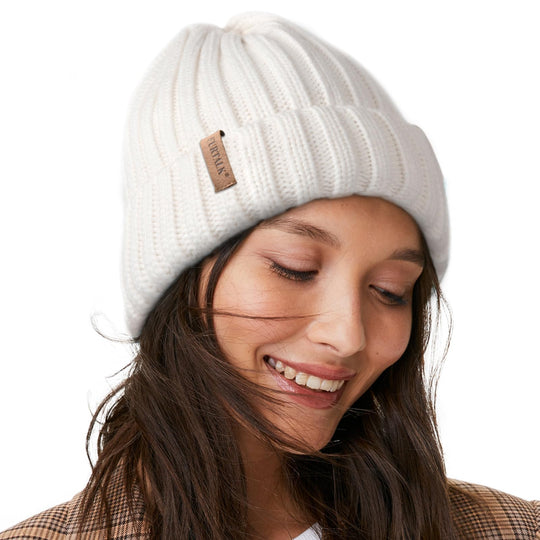 White chunky knit beanie with leather patch, fleece-lined