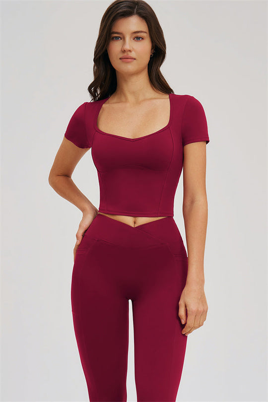 Burgundy 2-piece set: square-neck short-sleeve crop top and leggings