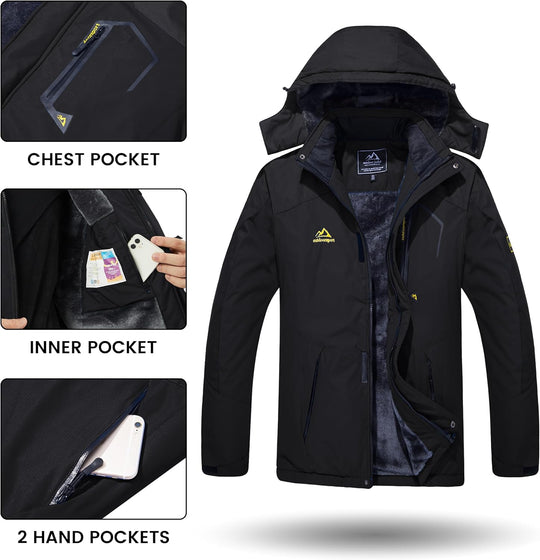 Schwarze Jacke mit Kapuze: Brusttasche, Innentasche und zwei Handtaschen