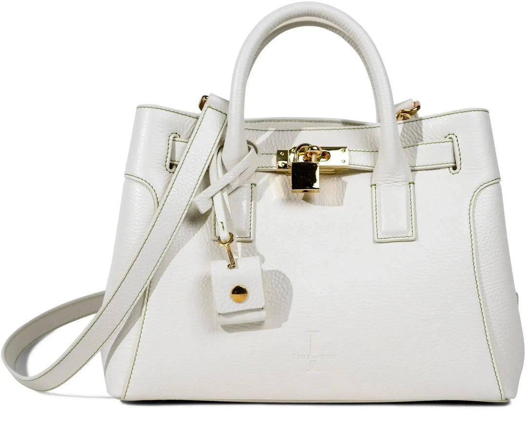 THE SHARON CLAUDIA Handtasche in Creme mit abnehmbarem Schlüsselanhänger und Schulterriemen