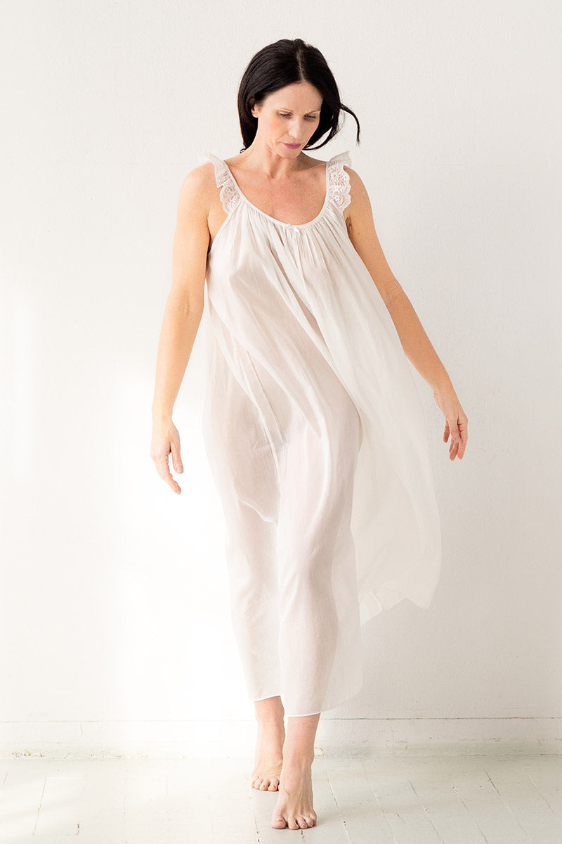 Pearl long gown, lace-trim square neckline and flowy tiers