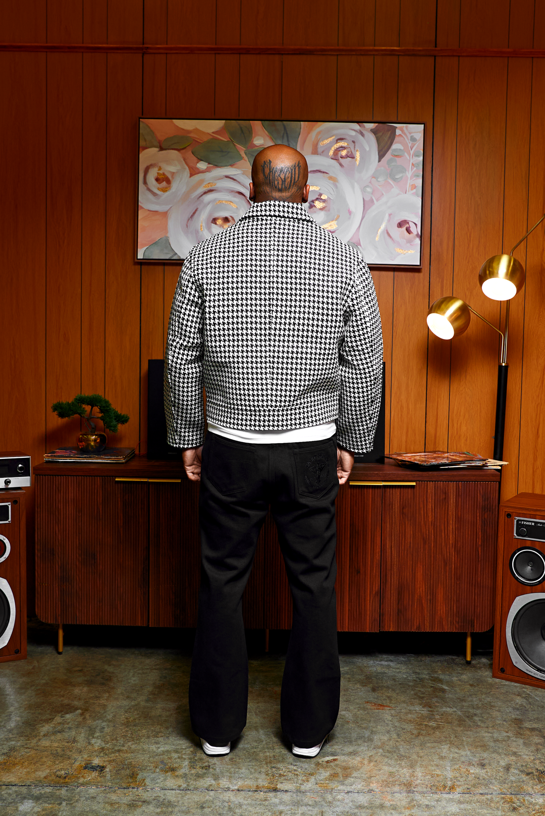 Houndstooth boxy-fit jacket back view with button closure
