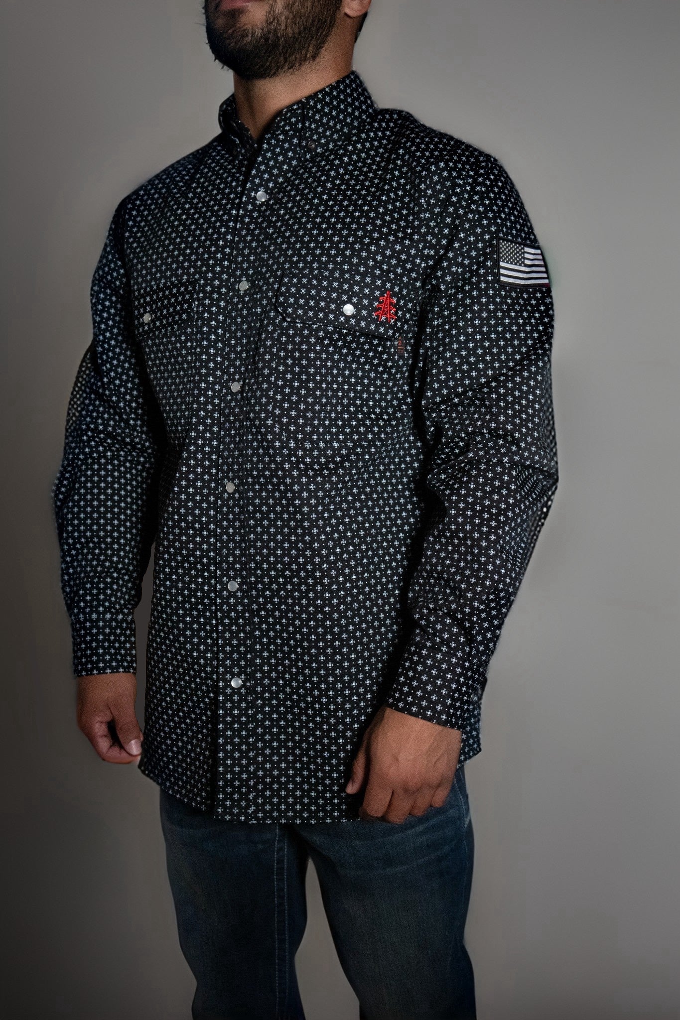 FR Pearl Snap work shirt, dark star print, snap front, chest logo