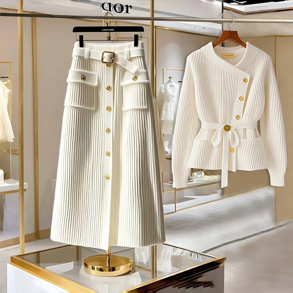 Weißes Strick-Set aus Cardigan und A-Linien-Rock, 2-teilig