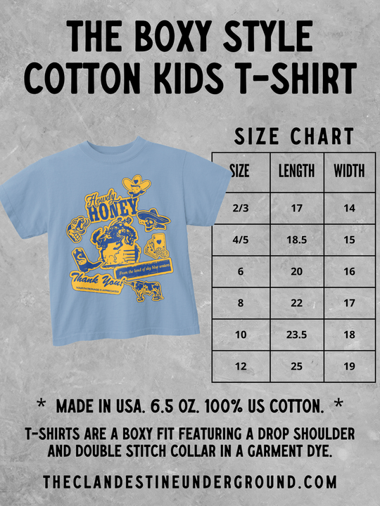 Boxy Kids-T-Shirt blau mit großem Grafikprint und Größenübersicht im Bild