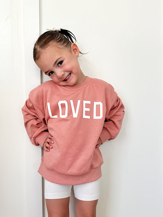 Salmon/pink crewneck sweatshirt with &