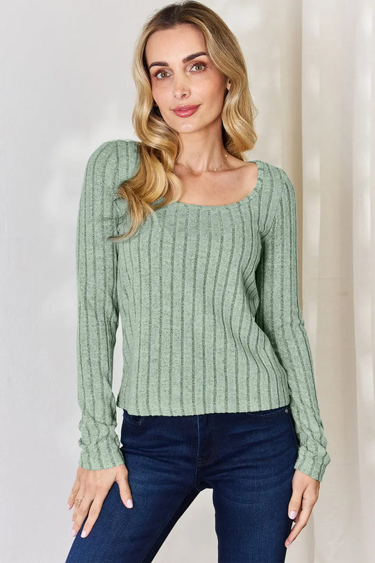 Light green ribbed long-sleeve T-shirt with scoop neckline