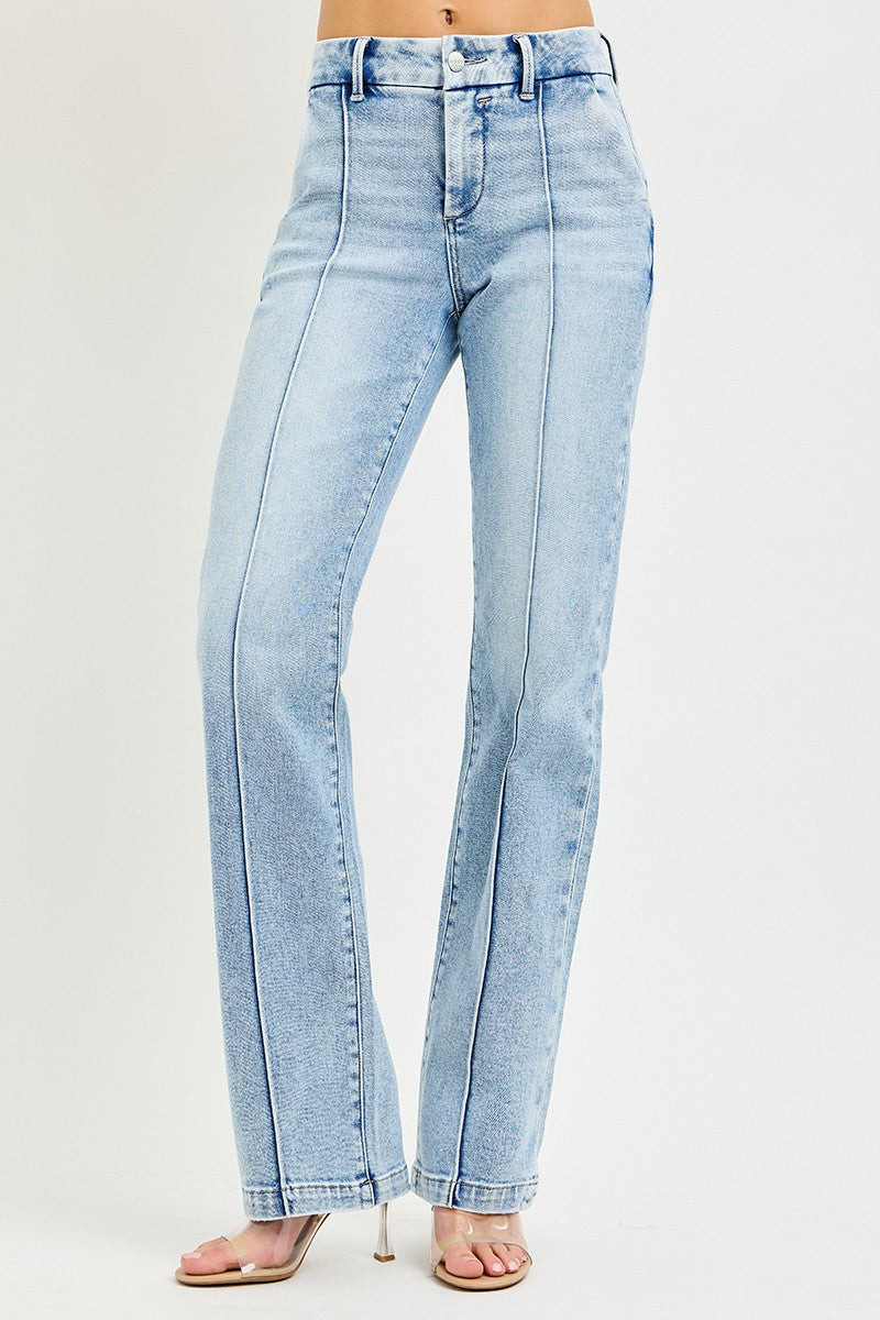 Light-wash straight jeans with high-rise waist, classic 5-pocket style and belt loops