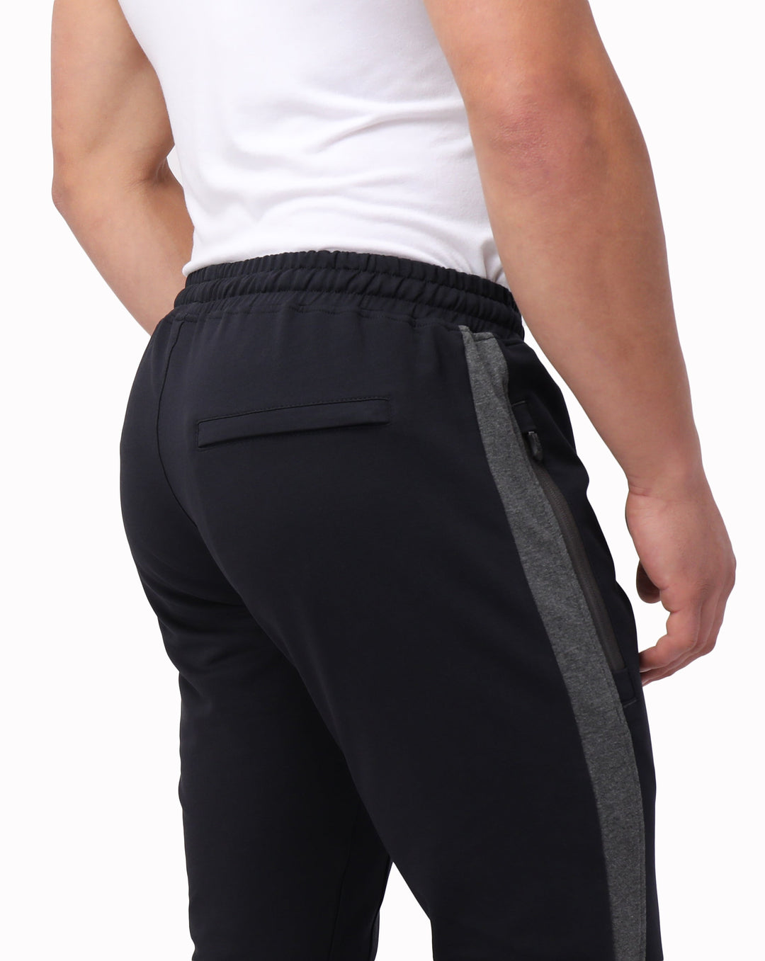 Infinite Flex Jogger TALL black with grey side stripe, angled zip pocket