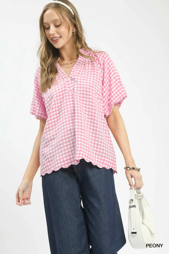 Umgee gingham blouse in pink PEONY with V-neck, bubble sleeves, scalloped hem