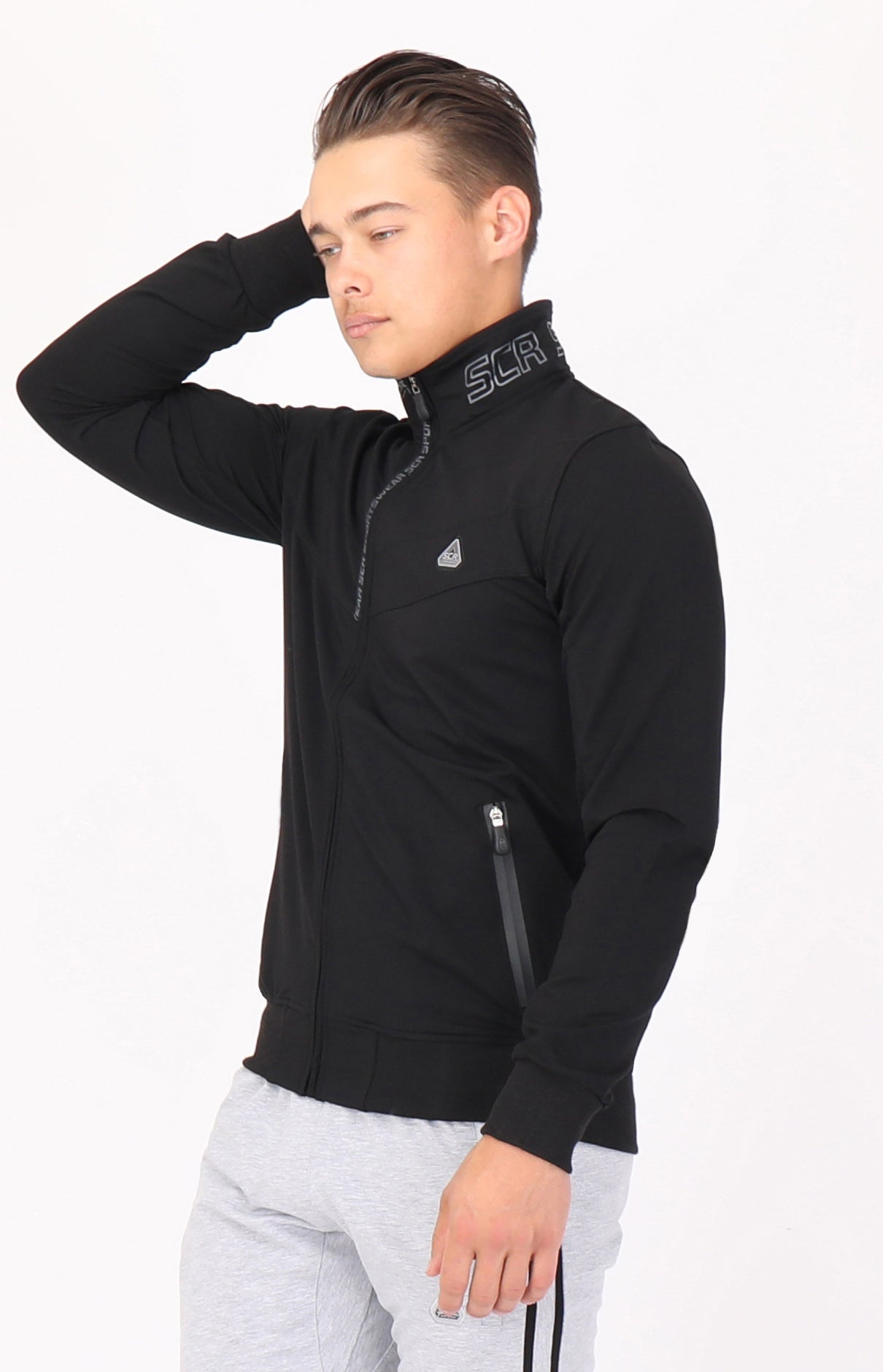 All-Day Comfort Full Zip Sweatshirt noir, col montant, fermeture zippée et poche zippée