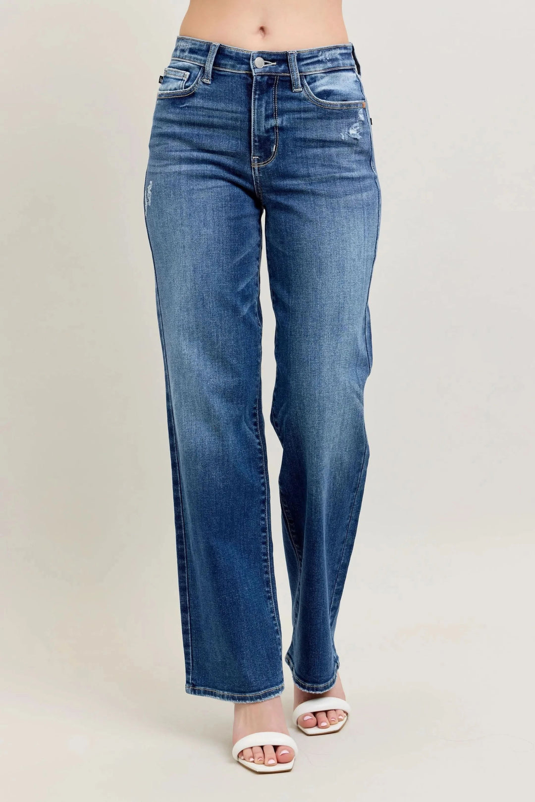 High-waist straight-leg jeans with button closure and classic 5-pocket design, medium blue wash