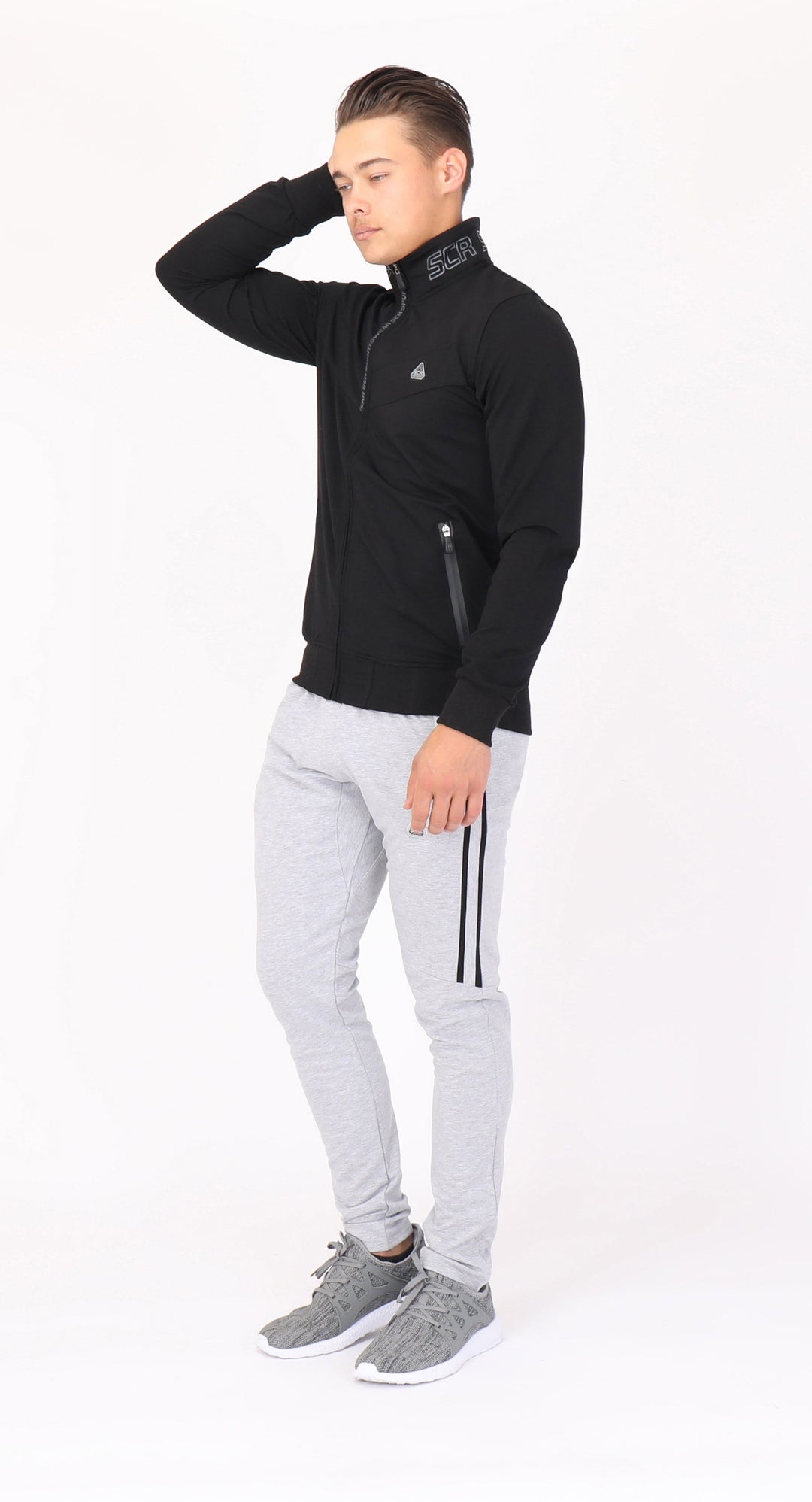 All-Day Comfort Full Zip Sweatshirt noir, poches zippées et poignets côtelés
