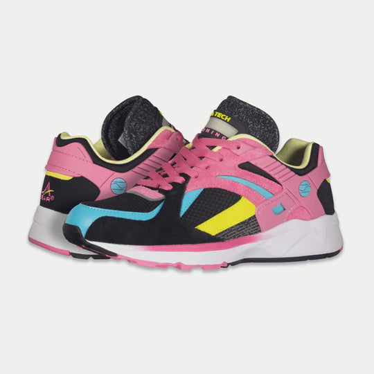 Lowtop-Sneaker mit Lichtfunktion, rosa Obermaterial, schwarze Seiten, hellblaue Akzente